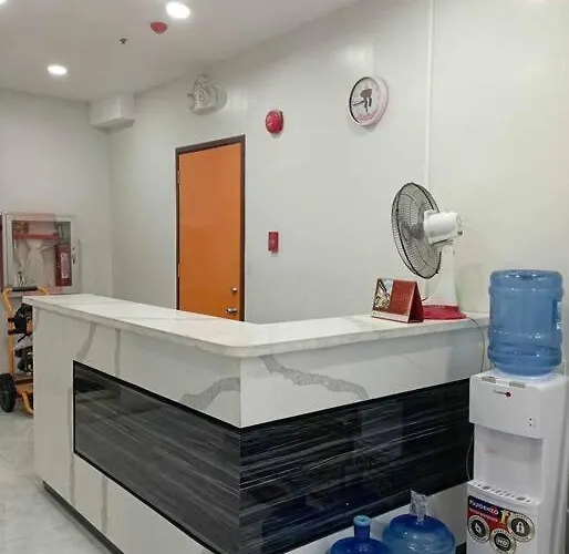 St. Marvin Makati M305